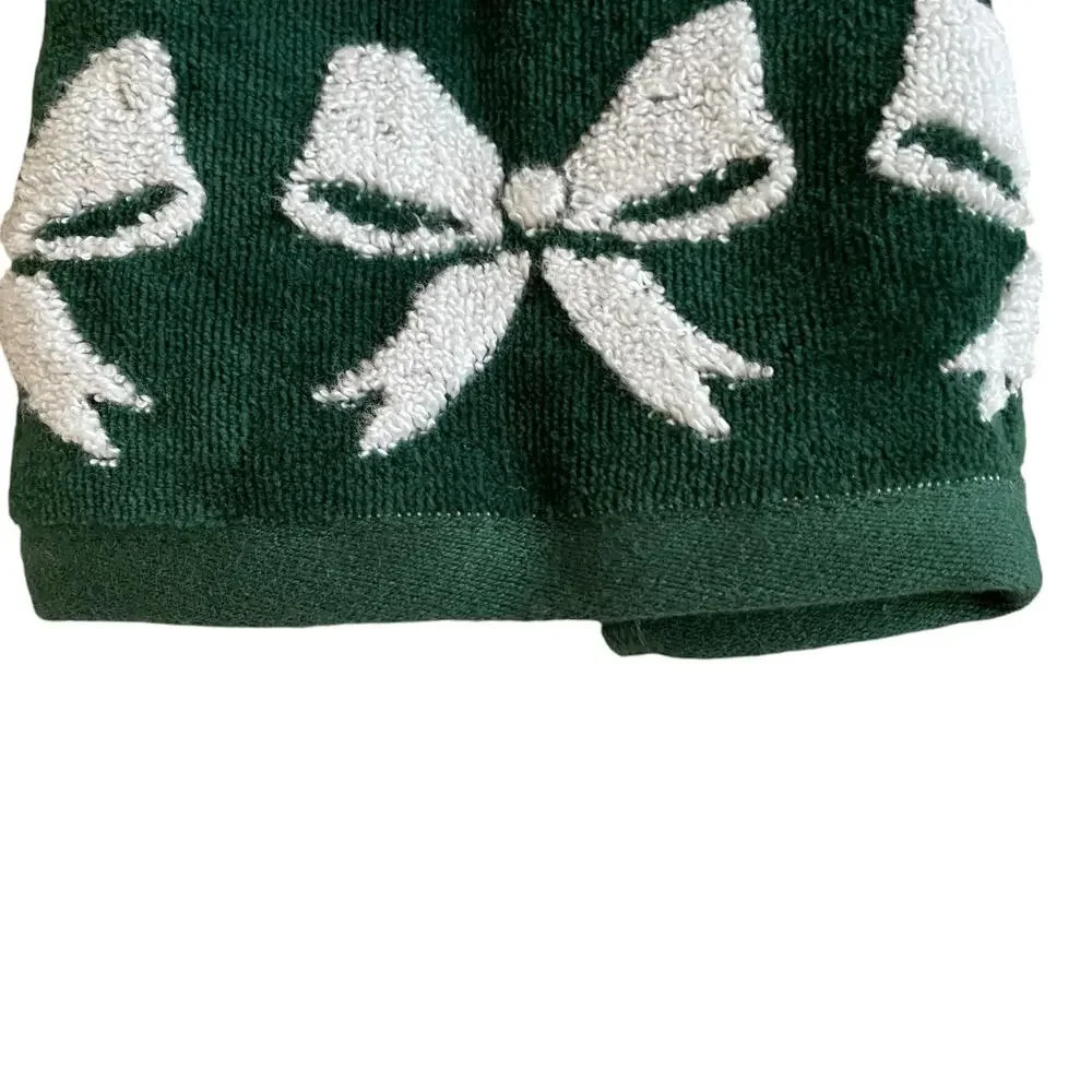 Caro Home CHRISTMAS BOW Hand Towels Set of 2 Green & White Holiday Decor